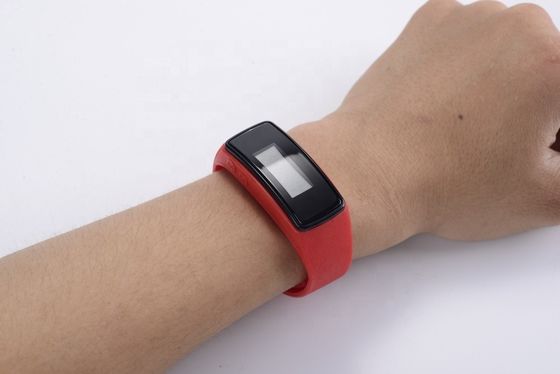 L24*Dia 3.7cm 3D Pedómetro de fitness Reloj con visualización de tiempo de distancia quemada de calorías
