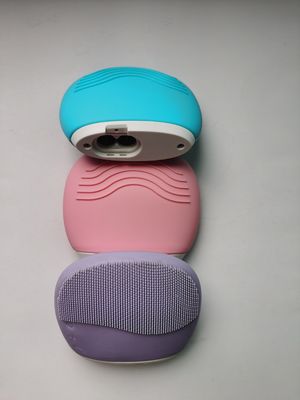 Accesible para la piel, limpieza de silicona suave, instrumento de vibración, cepillo de masaje