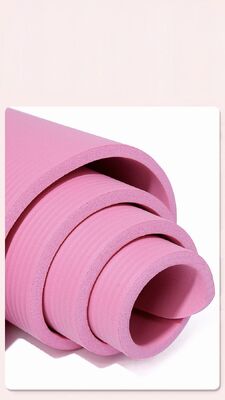 Almofada de yoga de PVC ecológica de alta elasticidad diseñada para ejercicios Sesiones de yoga en el hogar y el gimnasio Usos y colores