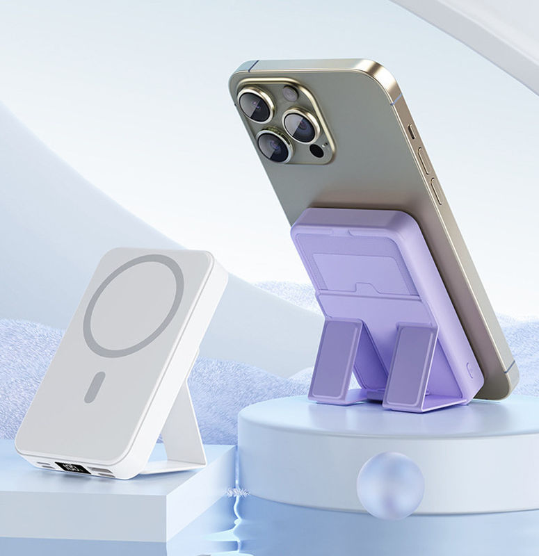 Mini Banco de Batería Recargable Portátil para Viajes de Negocios y Viajes en tres colores