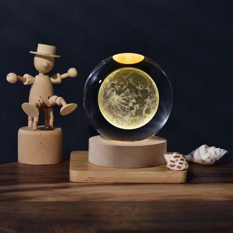 6cm 3D Art Bola de cristal de noche luz regalo de cumpleaños luz de noche luz de madera base de luz lámpara de mesa decoración